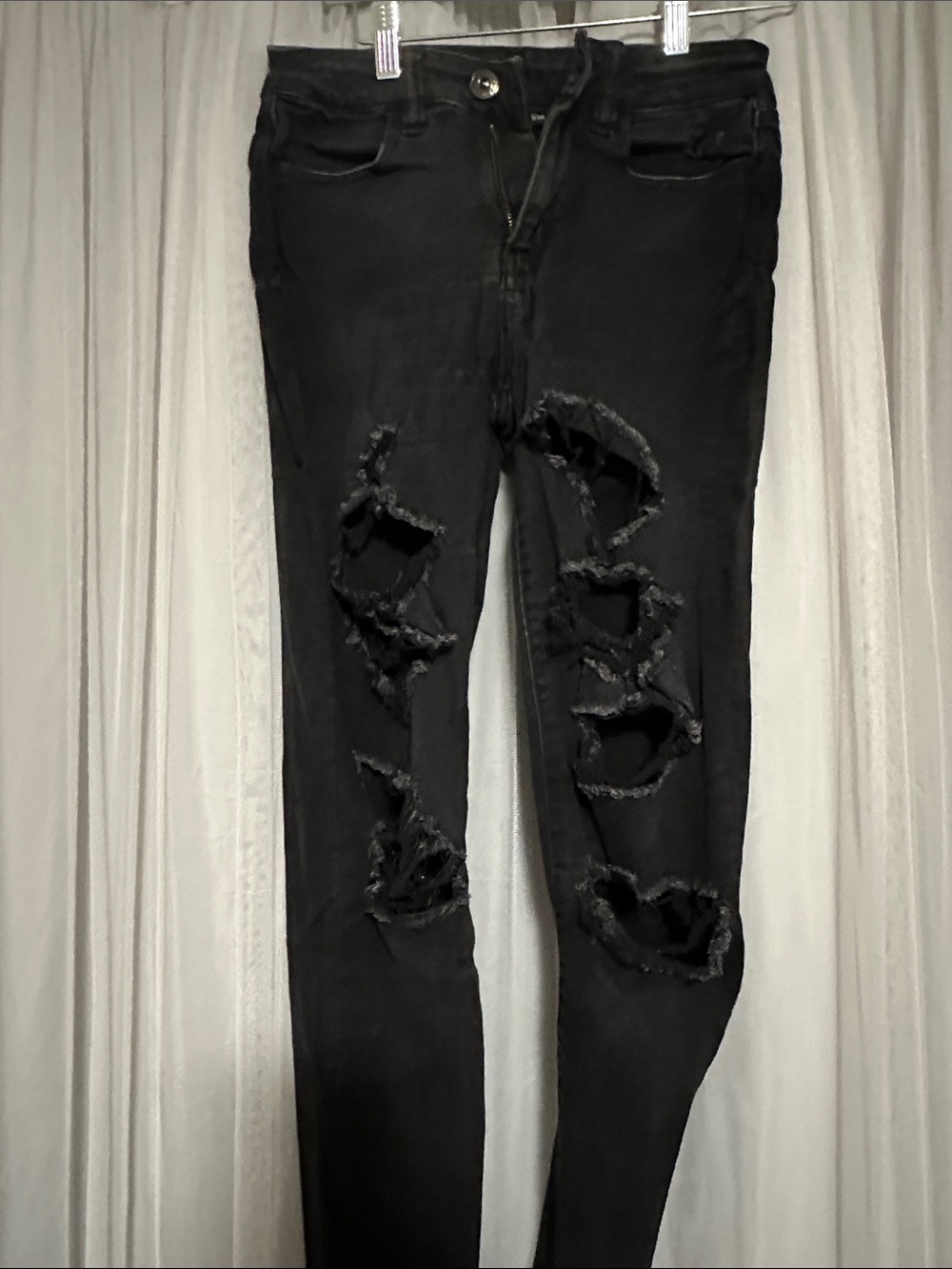 American Eagle Outfitters Black Ripped Skinny Jeans